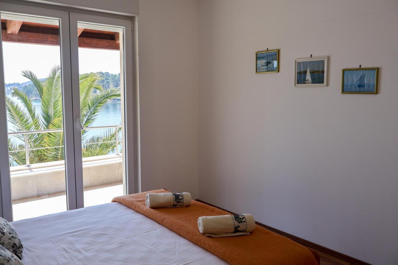 Apartman Klara Lumbarda Exterior foto
